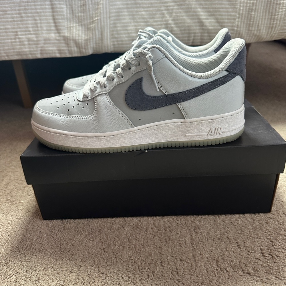 Nike White And Gray Sneakers - image 5